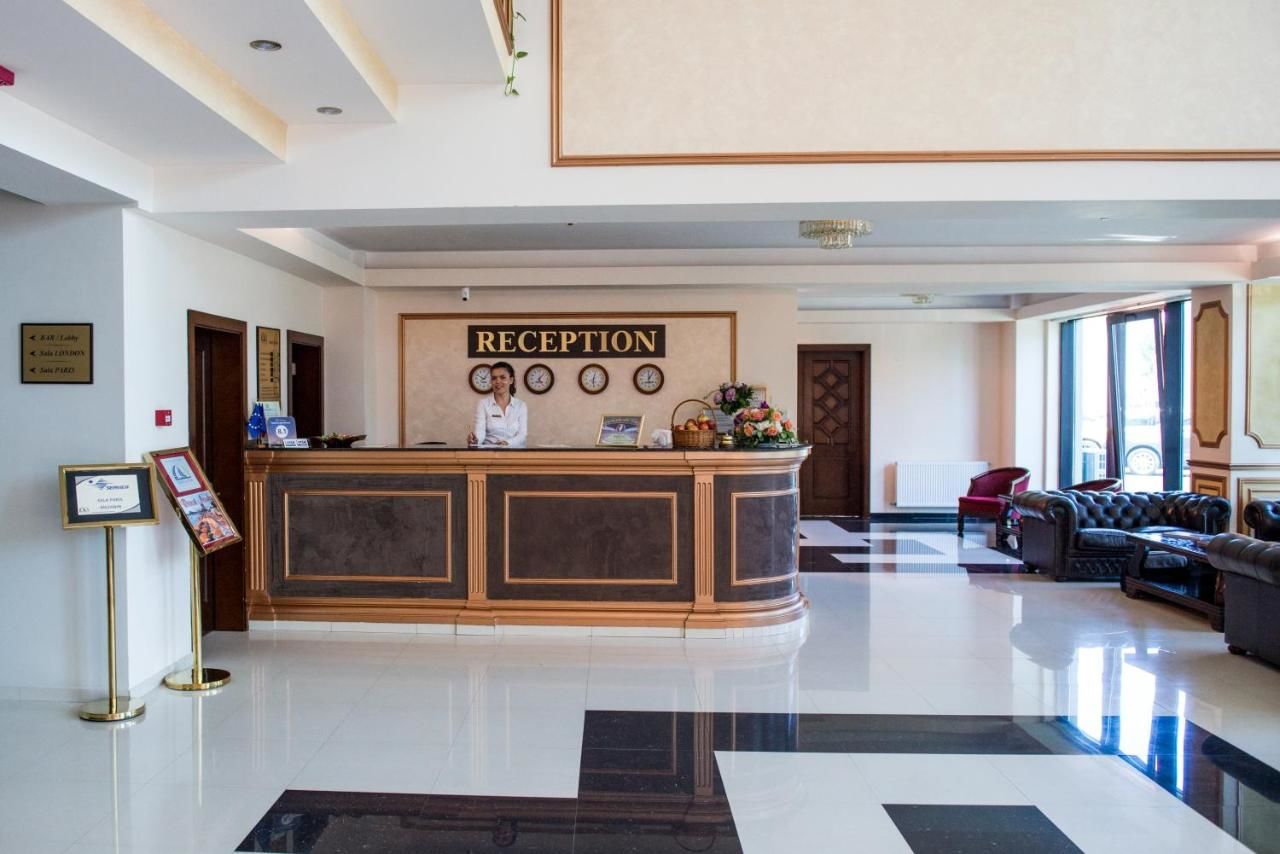 Отель Hotel Del Mar & Conference Center Мамая